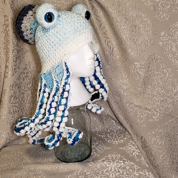 Amazing handmade Kraken Hat - Picture 2 of 9